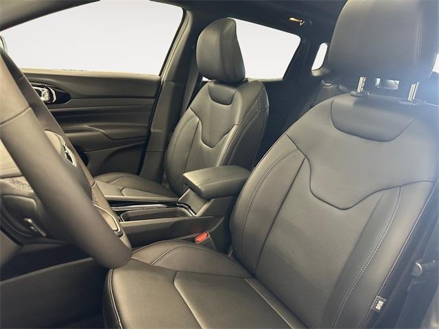 new 2025 Jeep Compass car, priced at $39,805
