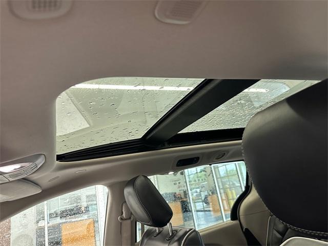 used 2023 Chrysler Pacifica car, priced at $30,601