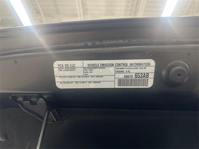 new 2025 Jeep Gladiator car, priced at $54,670
