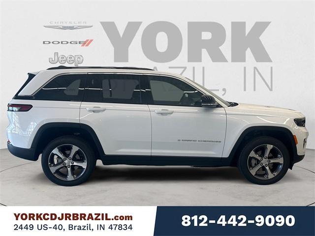 new 2025 Jeep Grand Cherokee car, priced at $56,740
