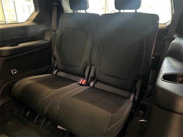 new 2025 Jeep Grand Cherokee L car