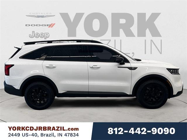 used 2023 Kia Sorento car, priced at $33,507