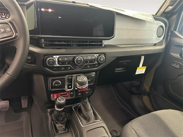 new 2025 Jeep Wrangler car, priced at $48,865