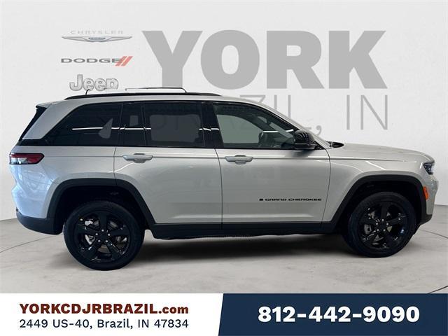 new 2024 Jeep Grand Cherokee car, priced at $47,040