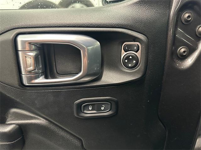 used 2021 Jeep Wrangler Unlimited car, priced at $31,986