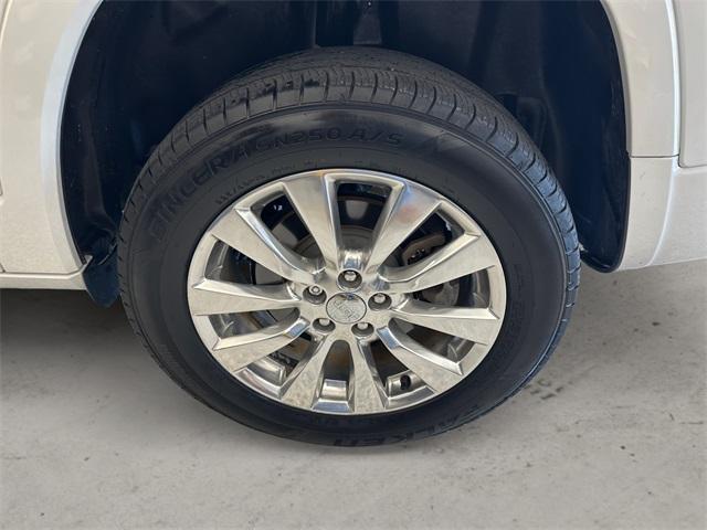 used 2016 Jeep Cherokee car, priced at $15,999