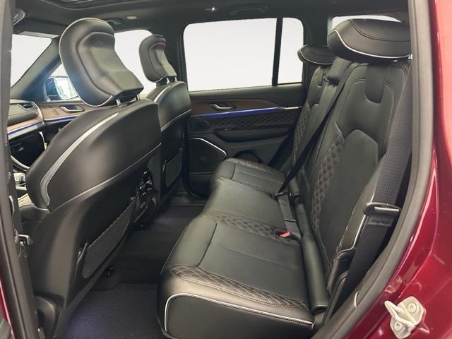new 2025 Jeep Grand Cherokee car, priced at $62,180
