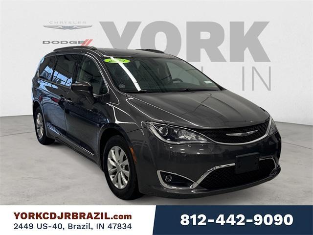 used 2017 Chrysler Pacifica car, priced at $15,986