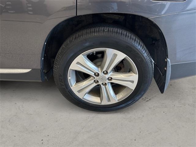 used 2012 Toyota Highlander car, priced at $11,863