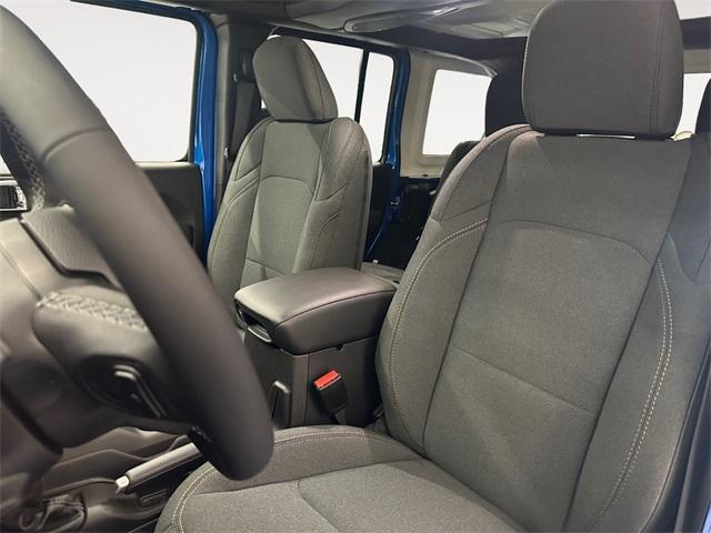 new 2025 Jeep Wrangler car, priced at $53,825