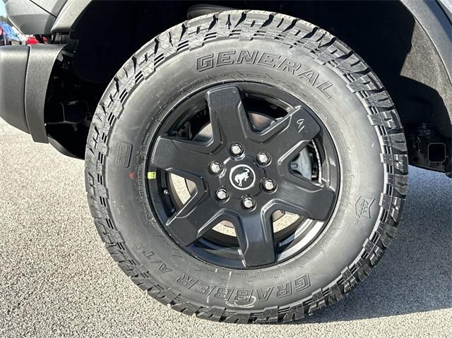 new 2024 Ford Bronco car, priced at $42,865