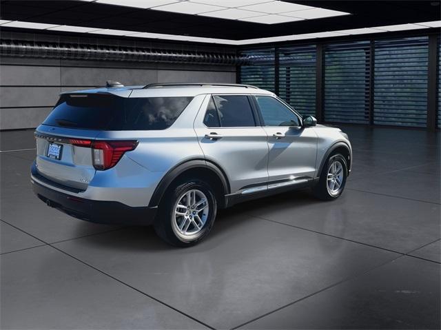 new 2025 Ford Explorer car