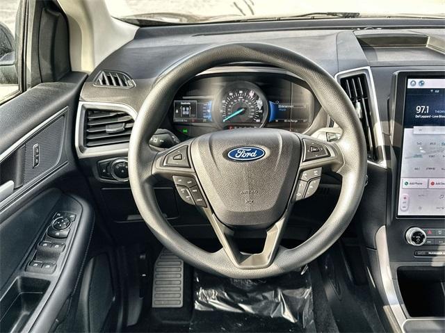 new 2024 Ford Edge car, priced at $29,109