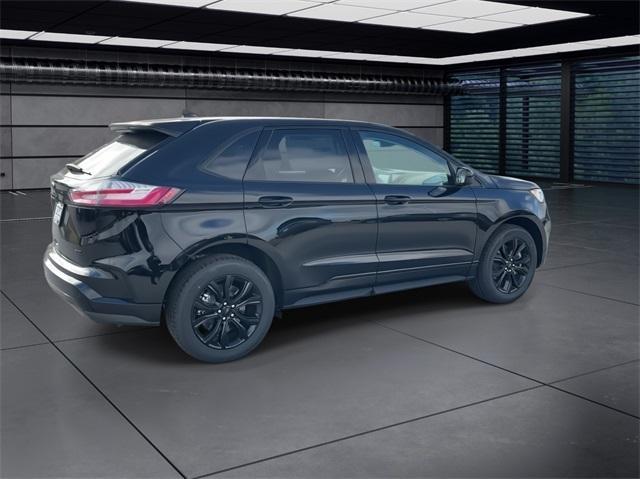 new 2024 Ford Edge car, priced at $29,109