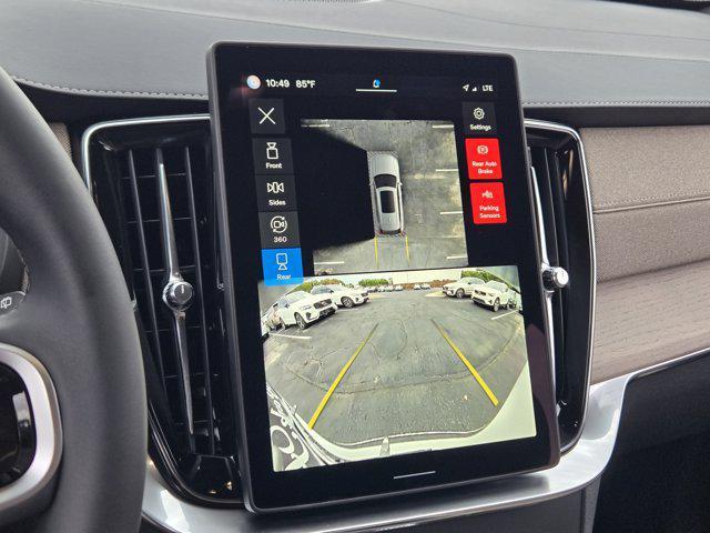 new 2025 Volvo XC90 car, priced at $69,155
