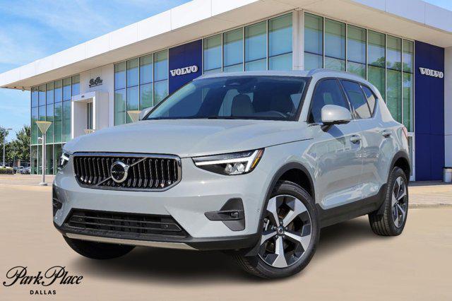 new 2025 Volvo XC40 car, priced at $46,795