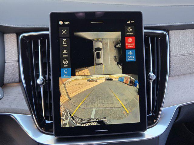 new 2026 Volvo XC90 car, priced at $71,825