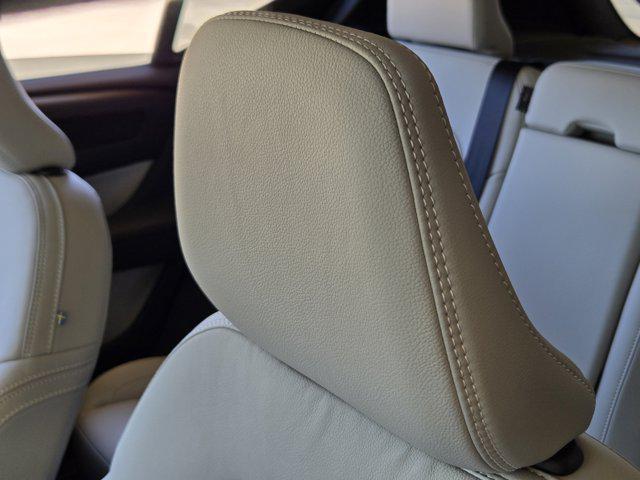 new 2025 Volvo XC40 car, priced at $55,415