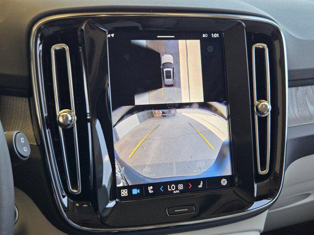 new 2025 Volvo XC40 car, priced at $55,415