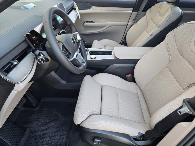 new 2025 Volvo EX90 car, priced at $89,420