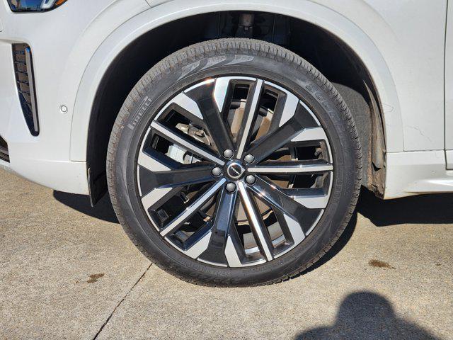 used 2025 Volvo XC90 car, priced at $51,991