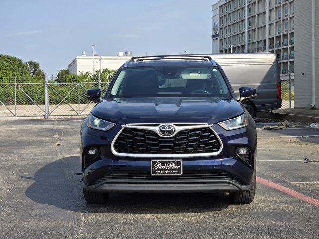 used 2021 Toyota Highlander car, priced at $25,790