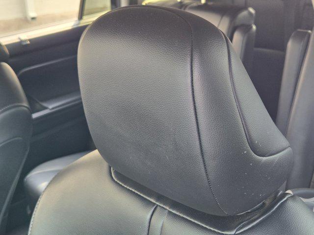 used 2021 Toyota Highlander car, priced at $25,790