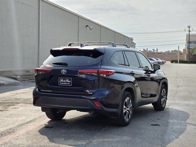 used 2021 Toyota Highlander car, priced at $25,790