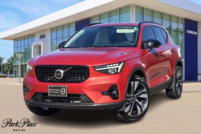 used 2024 Volvo XC40 car