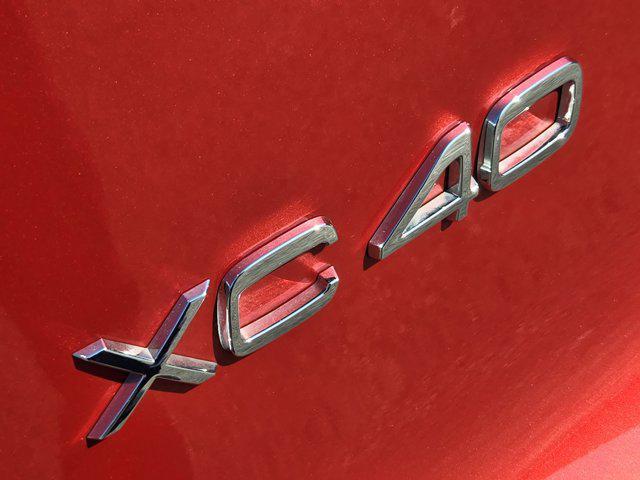 used 2024 Volvo XC40 car