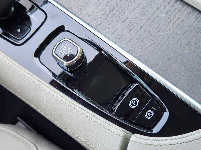 new 2025 Volvo XC90 Plug-In Hybrid car, priced at $76,765
