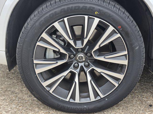 used 2022 Volvo XC90 Recharge Plug-In Hybrid car, priced at $45,991