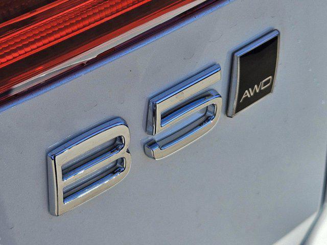 used 2025 Volvo XC60 car, priced at $39,790