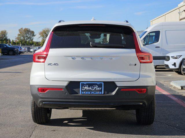 new 2025 Volvo XC40 car, priced at $48,315