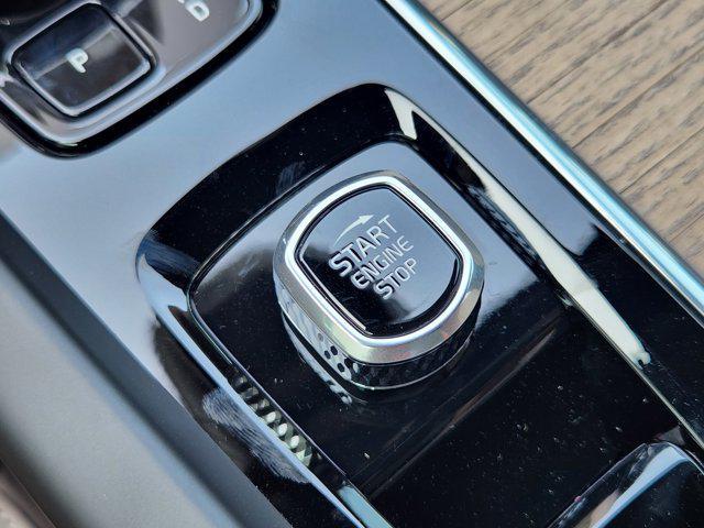 new 2026 Volvo XC60 car, priced at $57,985