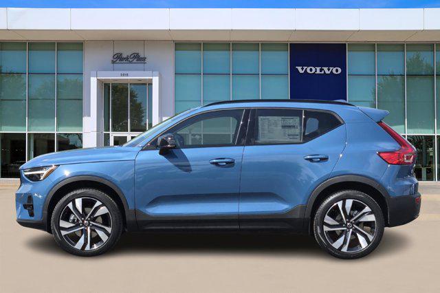 new 2025 Volvo XC40 car, priced at $51,565