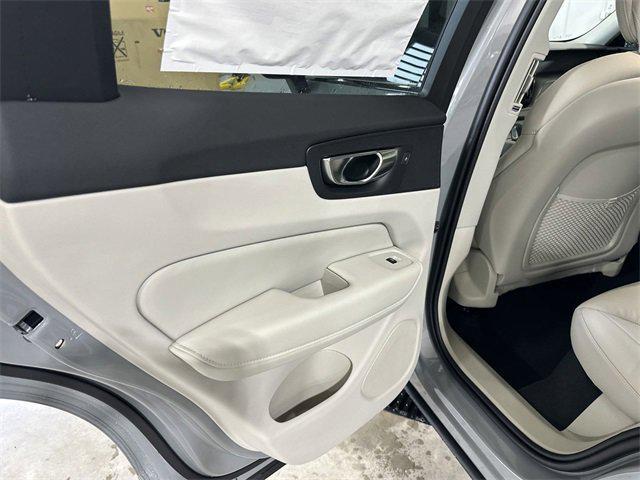 new 2025 Volvo XC60 car, priced at $48,345