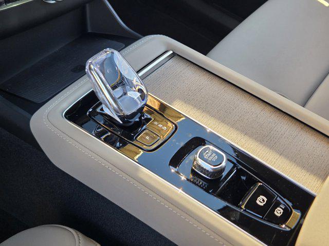 new 2026 Volvo XC90 car, priced at $71,825