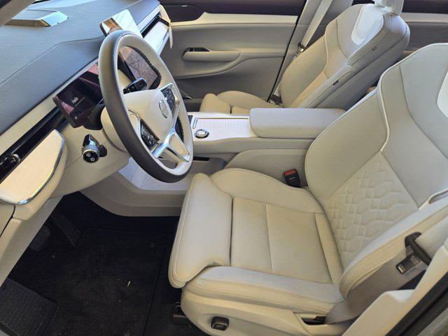 new 2025 Volvo EX90 car, priced at $85,640