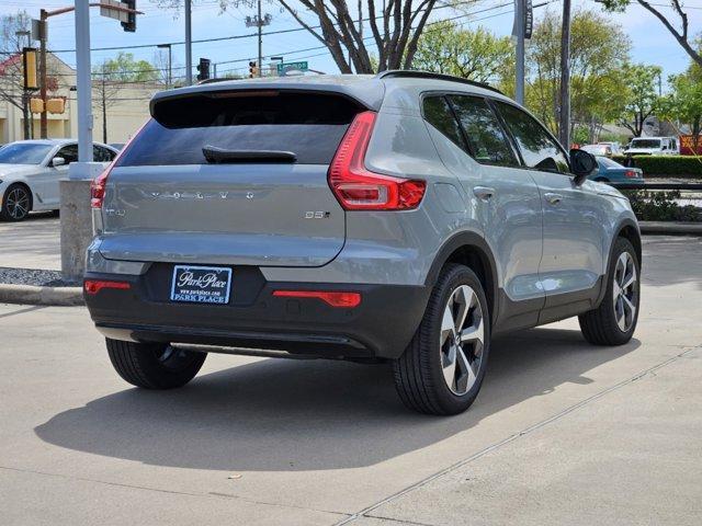 new 2024 Volvo XC40 car, priced at $45,525