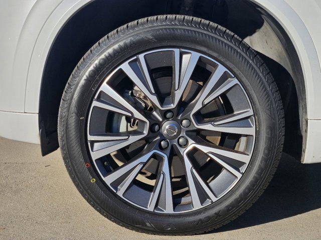 used 2022 Volvo XC90 car, priced at $38,733