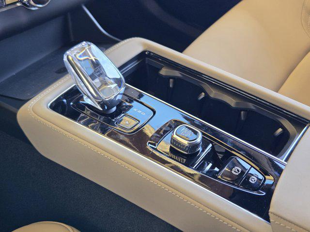 new 2026 Volvo XC90 car, priced at $71,825