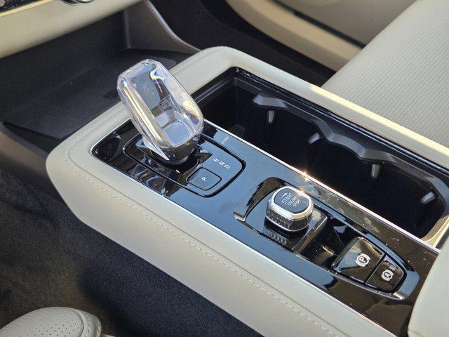 new 2026 Volvo XC90 car, priced at $75,155