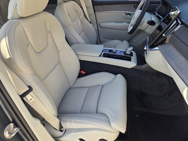 new 2026 Volvo XC90 car, priced at $75,155