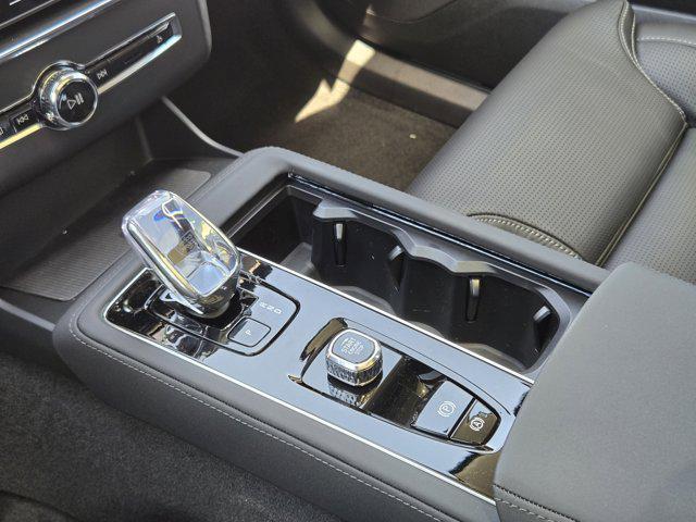 new 2025 Volvo XC90 Plug-In Hybrid car, priced at $82,405