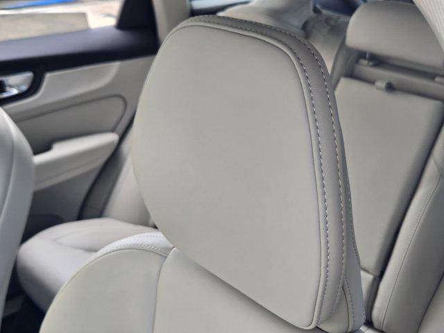new 2026 Volvo XC60 car, priced at $63,935