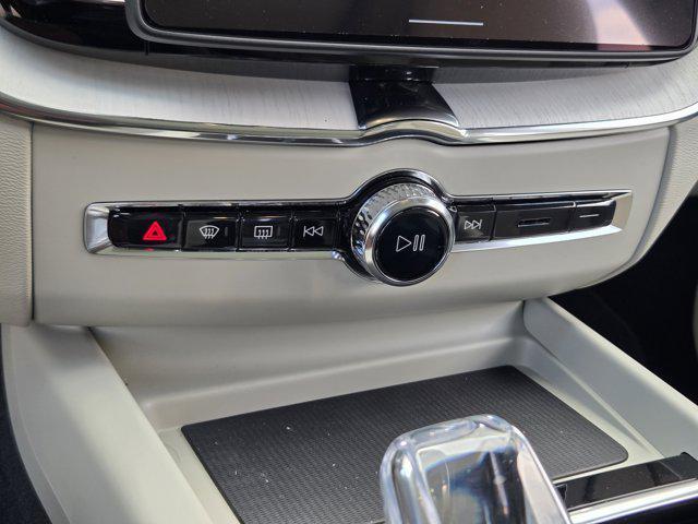 new 2026 Volvo XC60 car, priced at $63,935