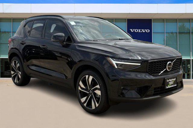 new 2025 Volvo XC40 car, priced at $51,015