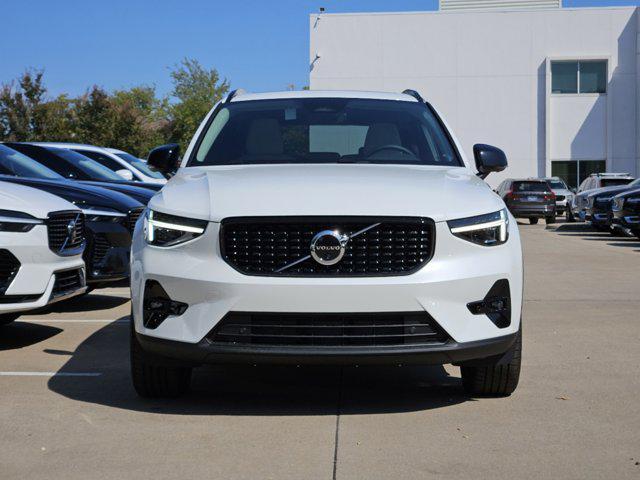 new 2025 Volvo XC40 car, priced at $48,315