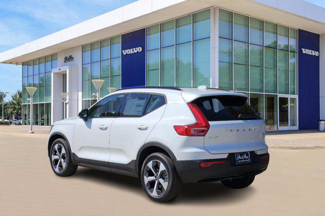 new 2025 Volvo XC40 car, priced at $48,315